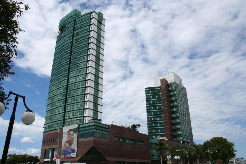 Hock Lee Hotel & Residences Kuching Eksteriør billede
