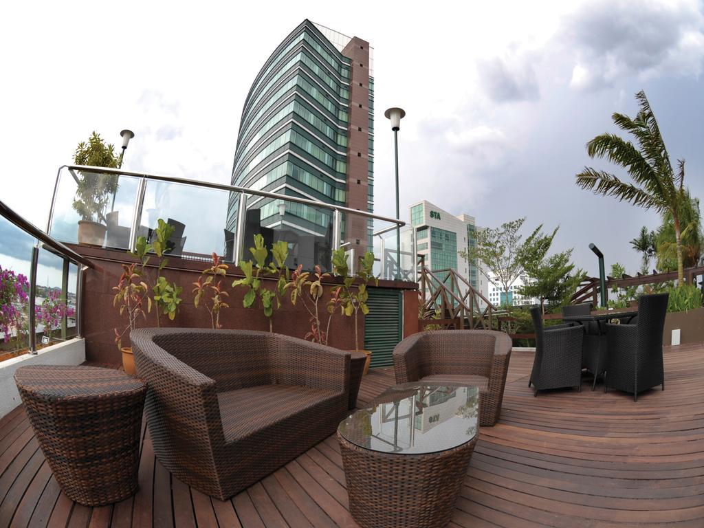 Hock Lee Hotel & Residences Kuching Eksteriør billede